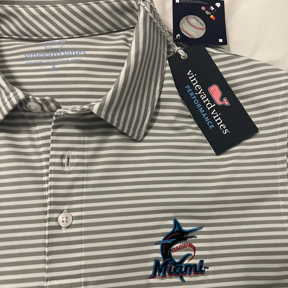 MLB Miami Marlins Vineyard Vines Polo - size small